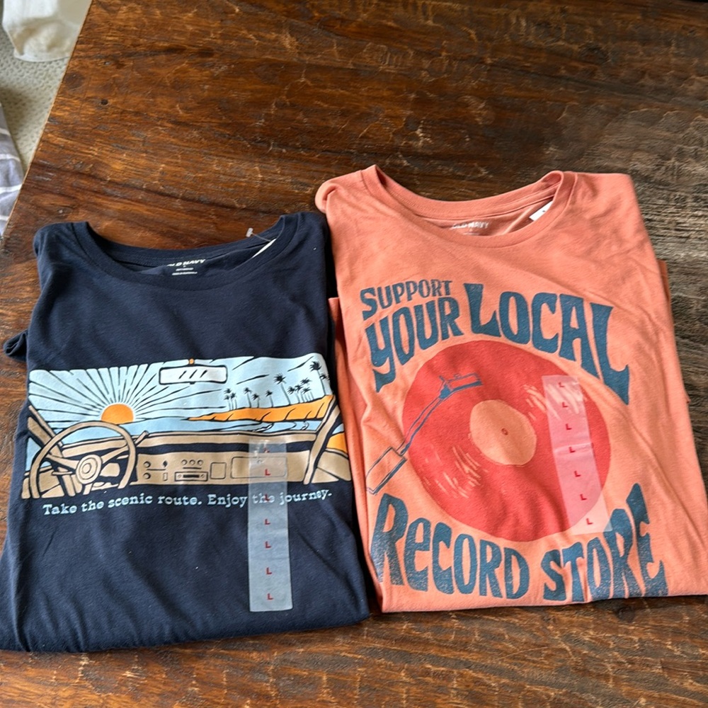 Old Navy NWT men’s tshirts